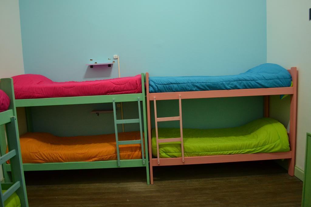 Hostal Paralelo *