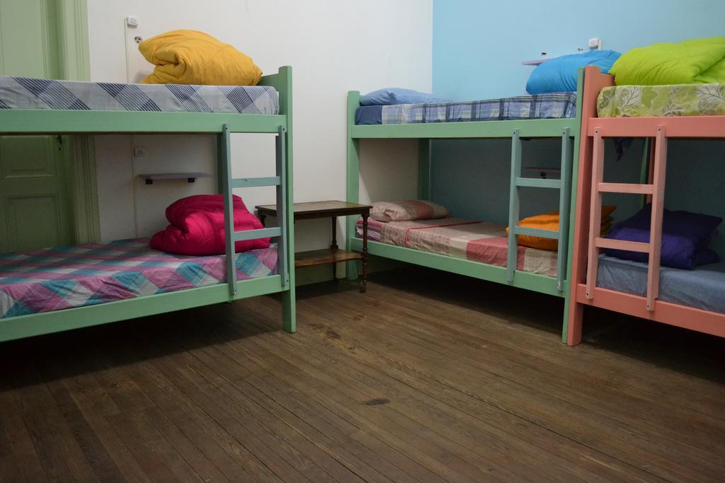 Paralelo Hostal